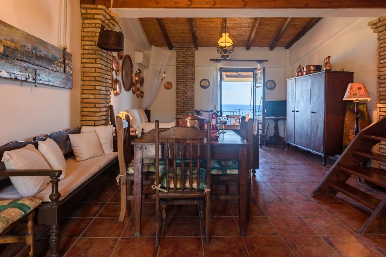 Eros Pittoresque Retreats - Perfect Location, Panoramic Seaview Корони Экстерьер фото