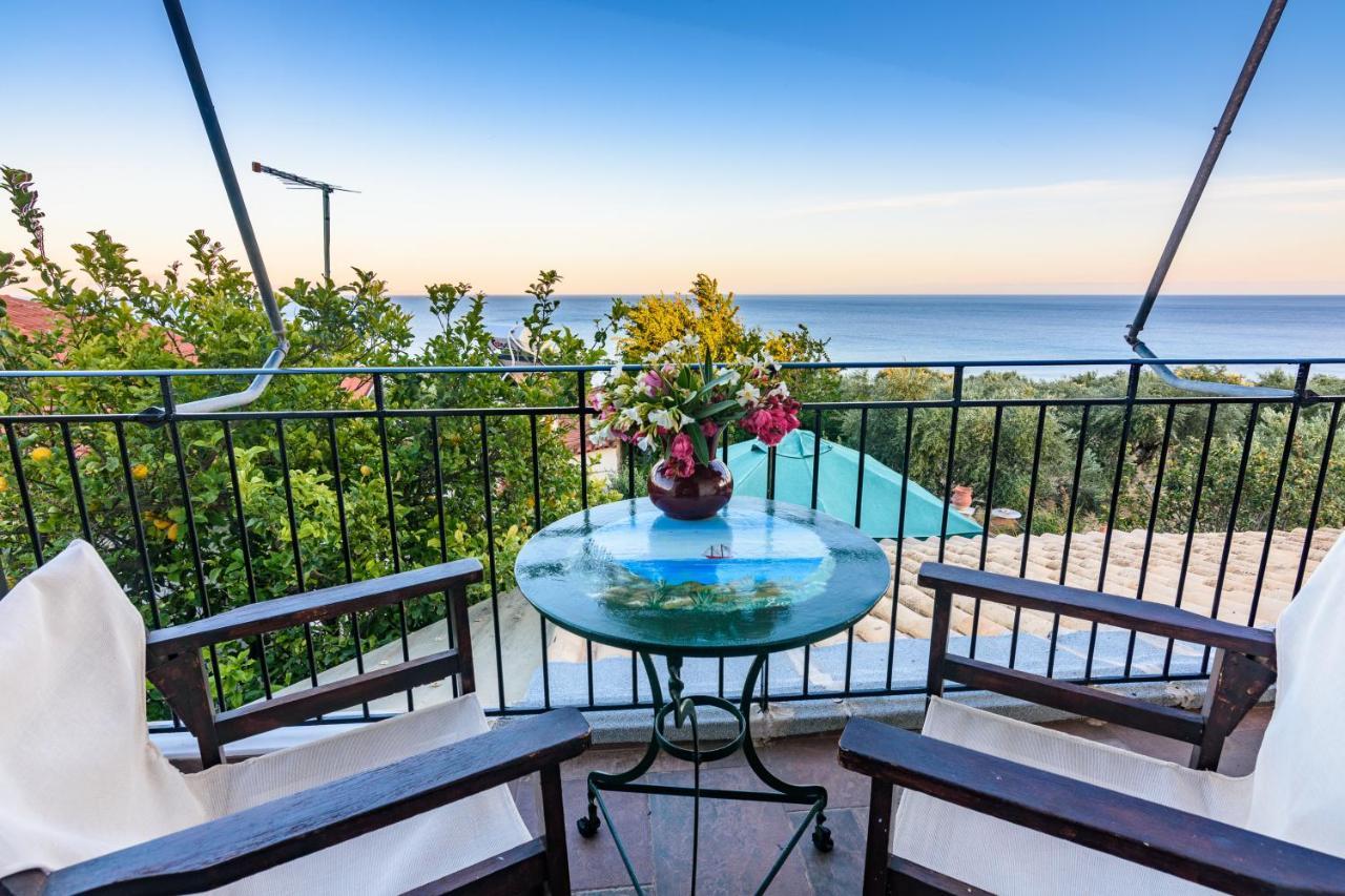 Eros Pittoresque Retreats - Perfect Location, Panoramic Seaview Корони Экстерьер фото
