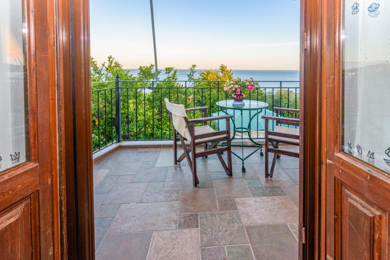 Eros Pittoresque Retreats - Perfect Location, Panoramic Seaview Корони Экстерьер фото